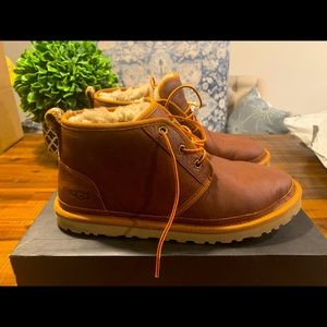 Neumel Boots
